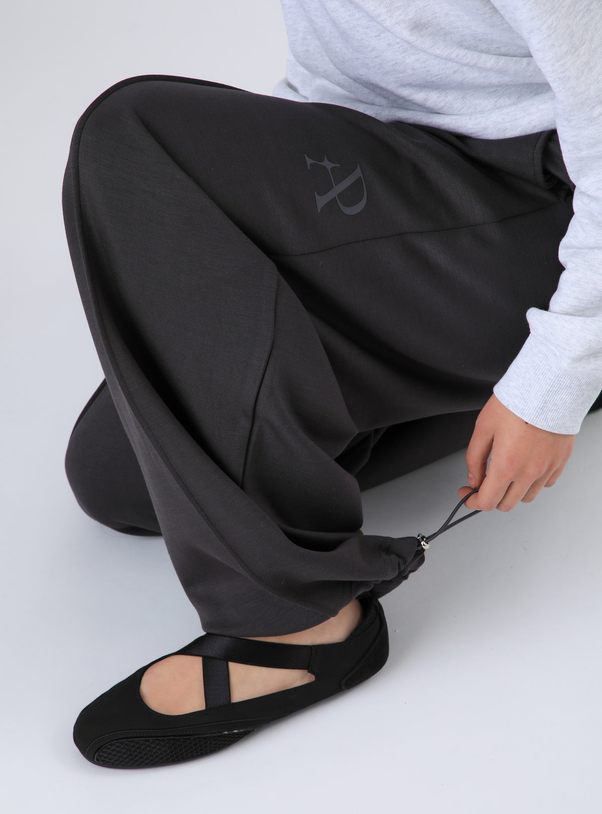 Pantalón Dance Pants Color Gris Oscuro